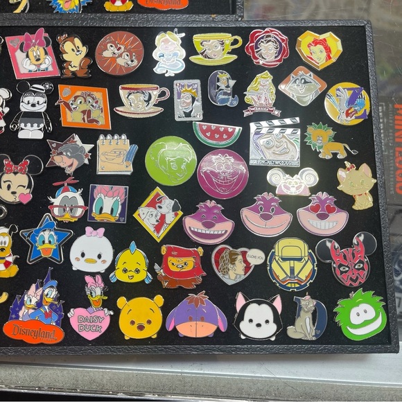 Disney pins - Picture 3 of 7